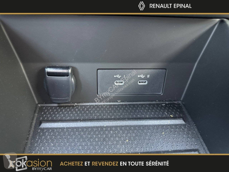 Nyttofordon Renault Symbioz E-Tech full hybrid 145