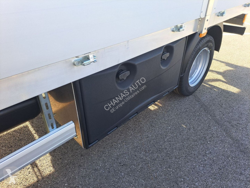 Furgoneta Iveco 35C16 160CV 3L ALUMINIUM 4.10M