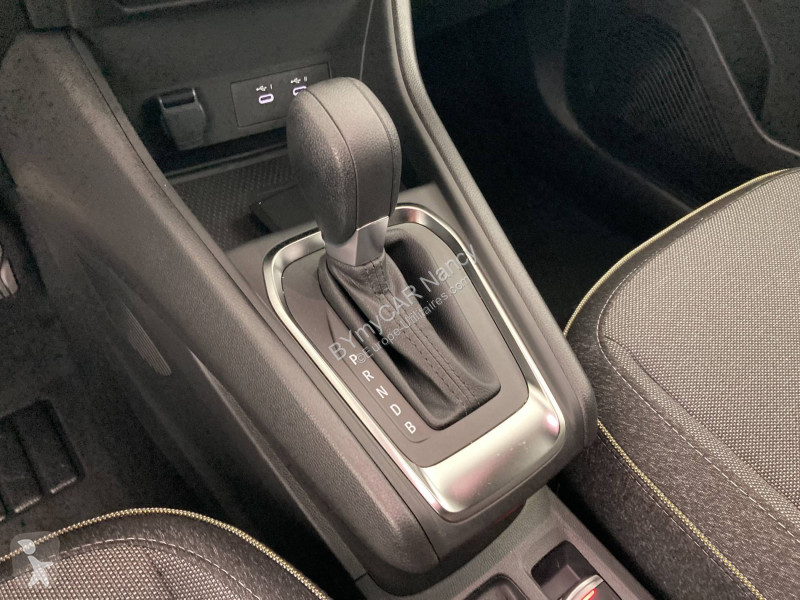Veicolo commerciale Renault Captur E-Tech full...