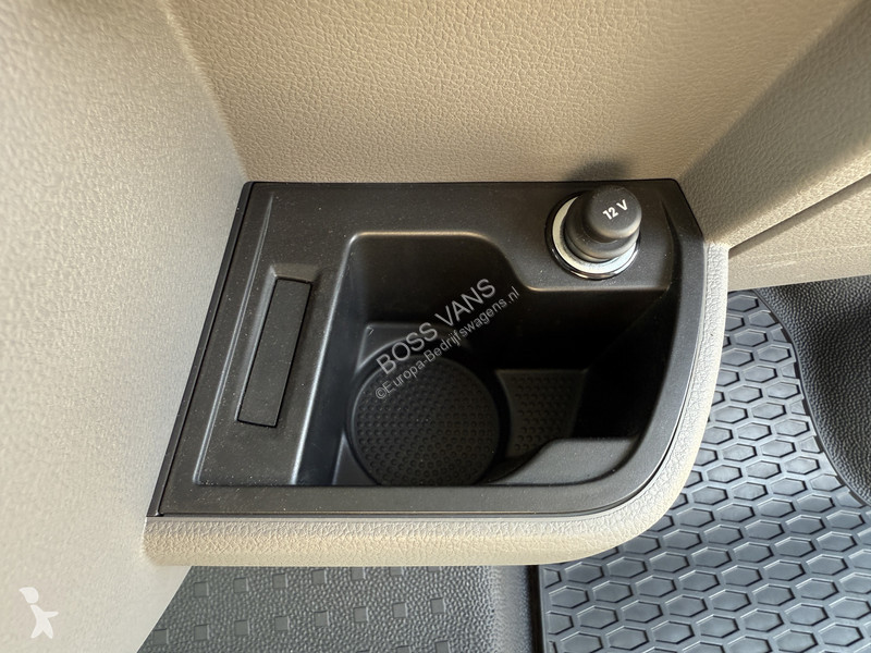 Autoutilitară Volkswagen 113PK L2H1 138KM WLTP...