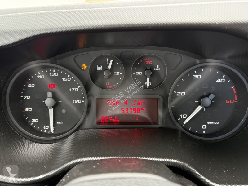 Véhicule utilitaire Iveco 35S14 2.3 L3H1 Open...