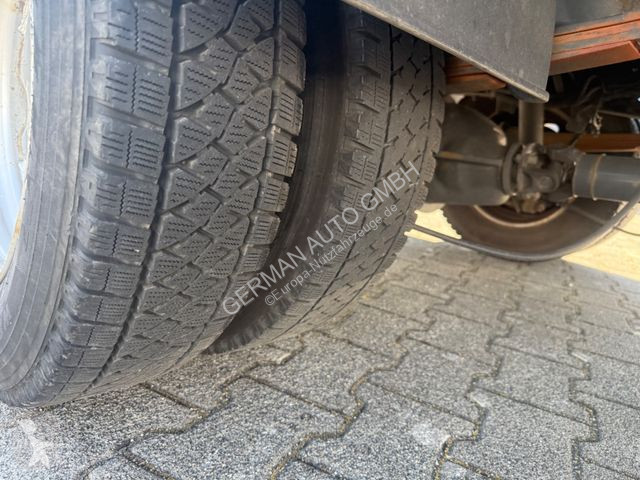 Nyttofordon Iveco 35C16 Koffer Ladebordwand 500kg