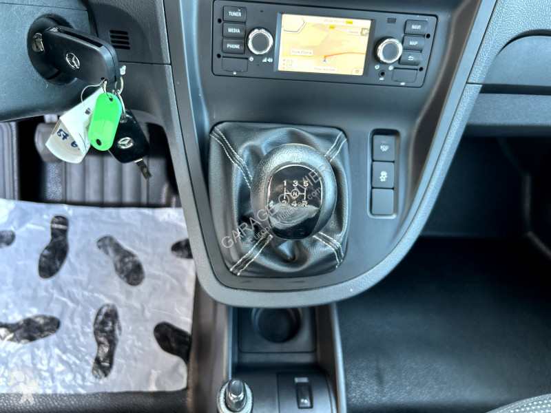 Véhicule utilitaire Mercedes Mixto Extra Long...