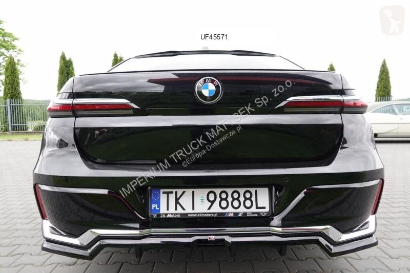Véhicule utilitaire BMW 7 xDrive M Sport