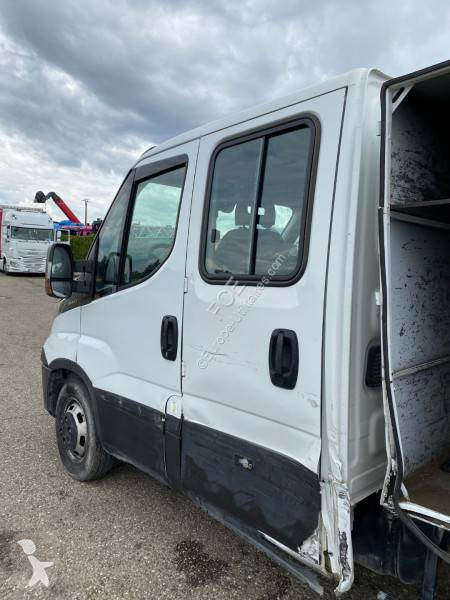 Véhicule utilitaire Iveco