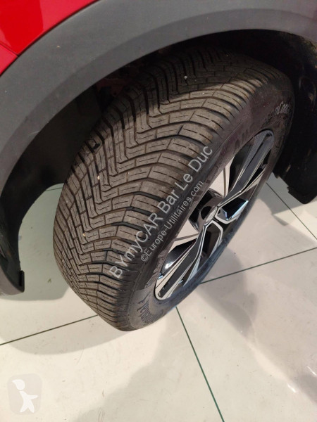 عربة نفعية Renault Captur TCe 90