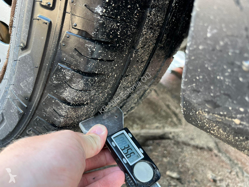 Autoutilitară Mercedes NEOS 100 Vito