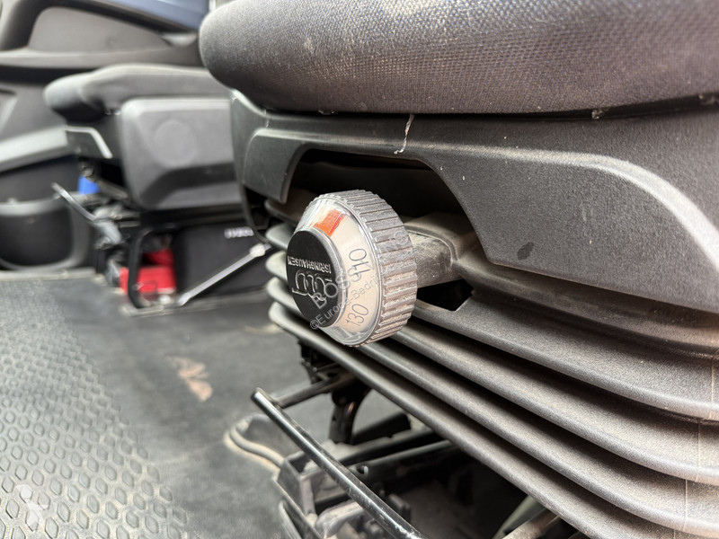 Nyttofordon Iveco 35S18 3.0 Automaat L2H2...