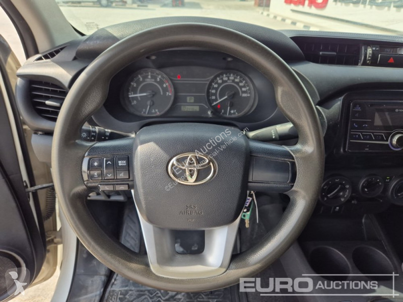 Véhicule utilitaire Toyota Hilux