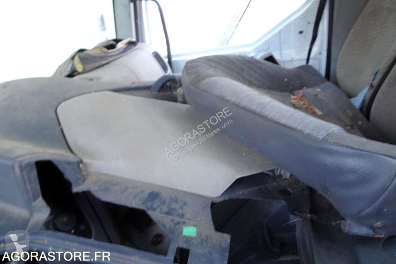 Veicolo commerciale Renault MIDLUM