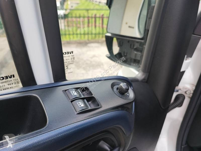 Véhicule utilitaire Iveco