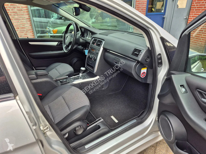 Bedrijfswagen Mercedes