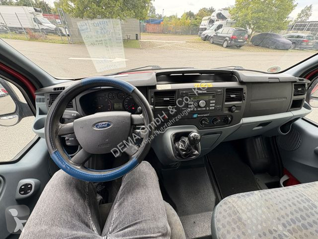 Furgoneta Ford...