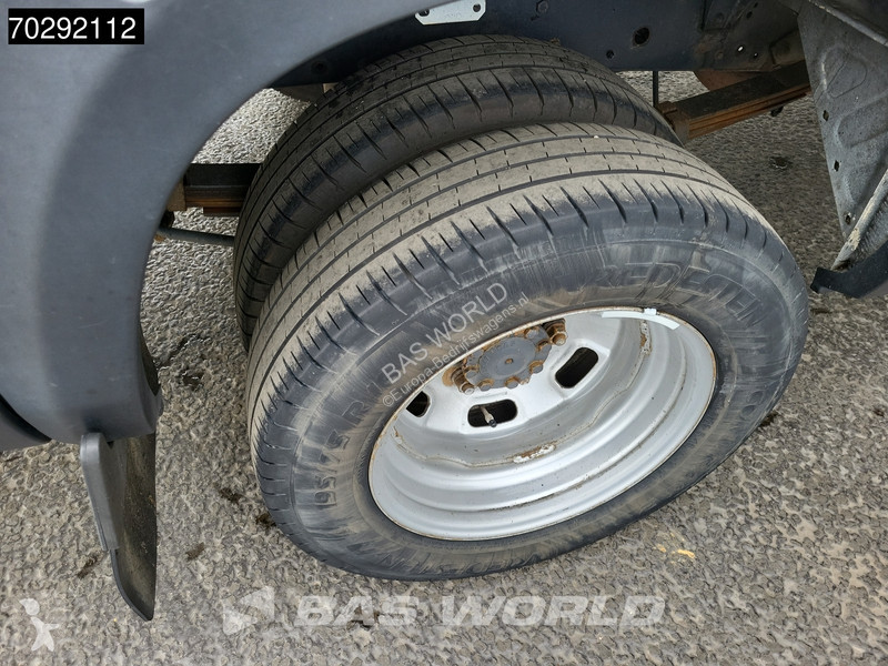 Furgoneta Iveco 35C15 3,0L Dubbellucht L2H2...