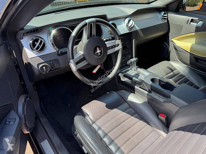Autoutilitară Ford GT Roush Coupé