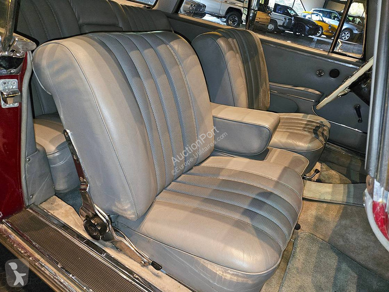 Furgoneta Mercedes (W112) Coupé _ 300 SE...