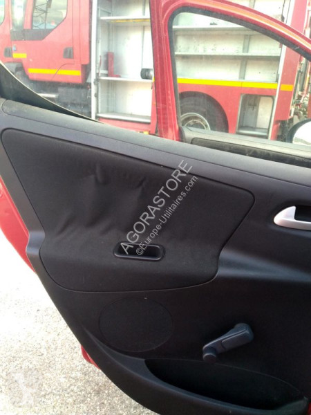 Veicolo commerciale Peugeot 207