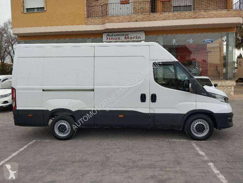 Furgoneta Iveco