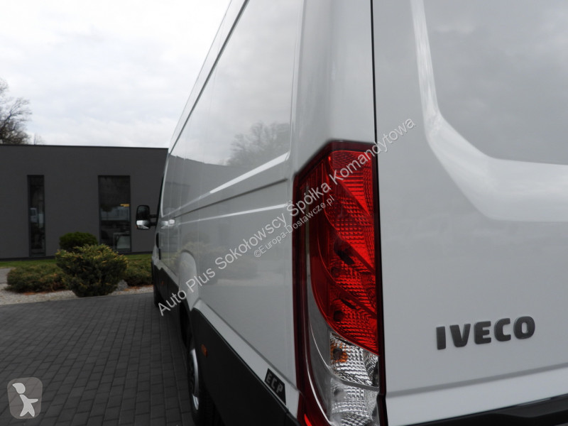 Furgoneta Iveco 35S14 DAILY