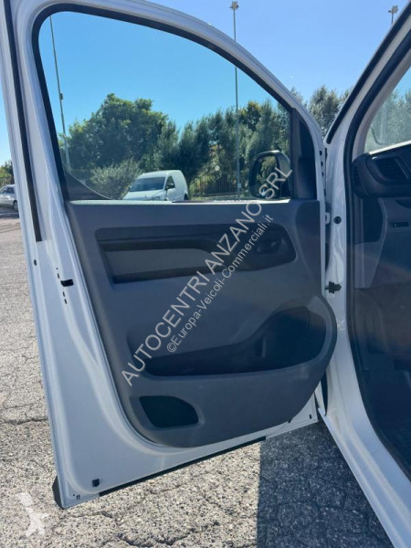 Véhicule utilitaire Opel