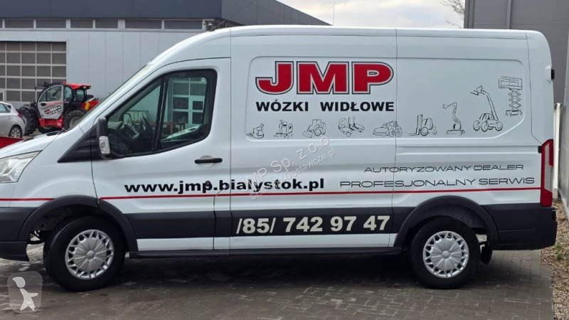 Samochód dostawczy Ford