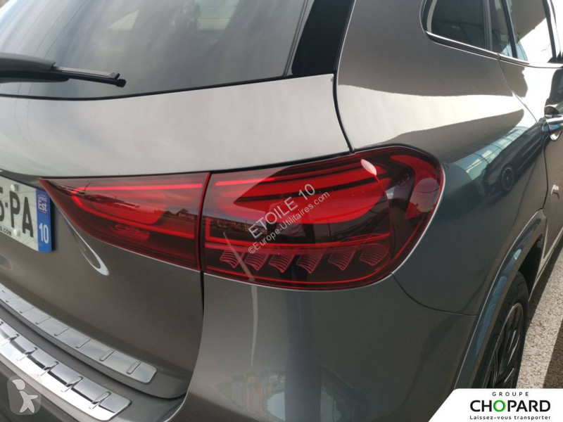 عربة نفعية Mercedes GLA 200 7G-DCT