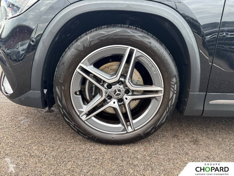 عربة نفعية Mercedes GLA 200 7G-DCT