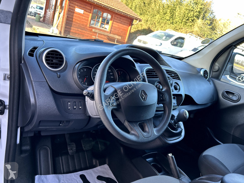 Véhicule utilitaire Renault 1.5 Blue dci 80...