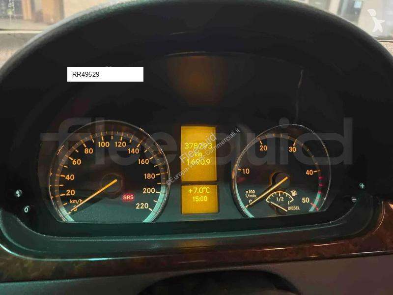 عربة نفعية Mercedes