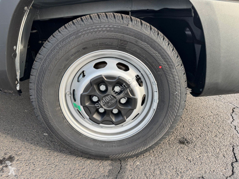 Nyttofordon Iveco 35S14 HA8 Fahrgestell...
