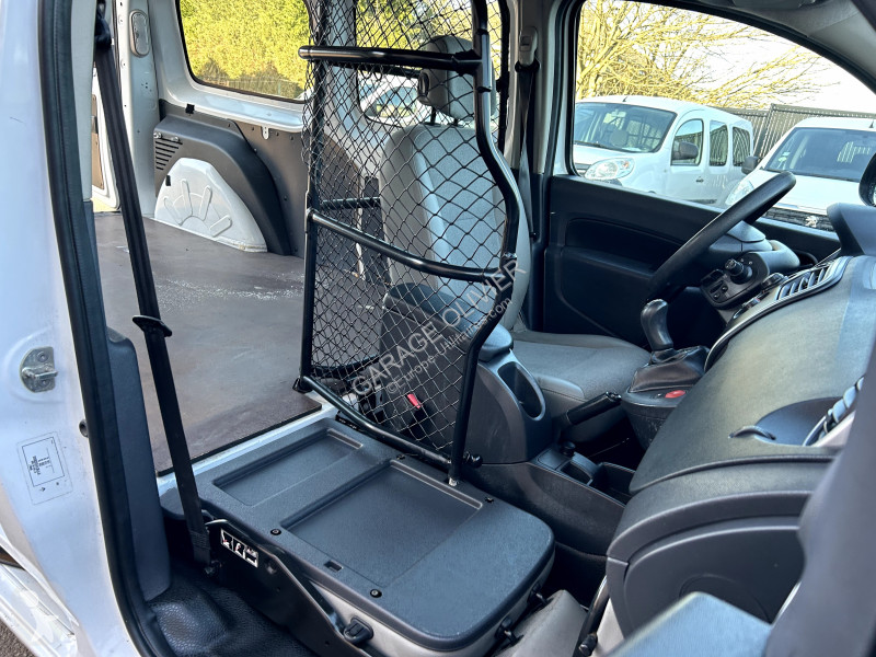عربة نفعية Renault Maxi Grand Volume 1.5 dci 90...