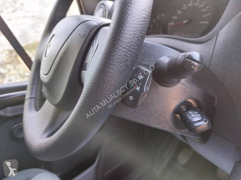 Samochód dostawczy Renault