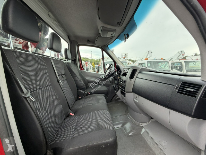 Mercedes  van