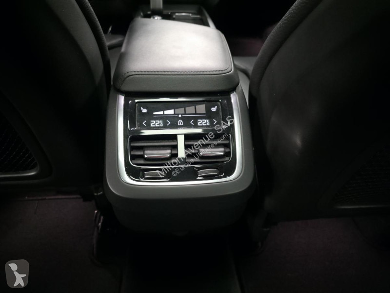Samochód dostawczy Volvo XC60 B4 Micro-Hybride...
