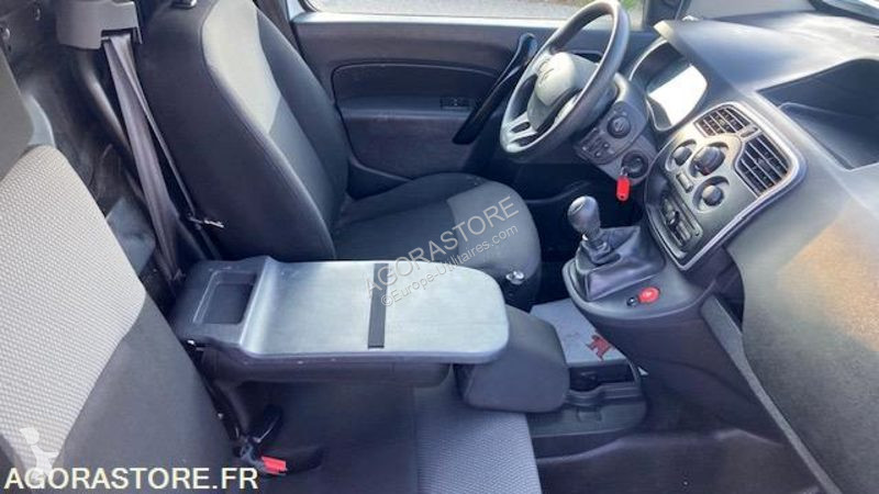 Véhicule utilitaire Renault KANGOO
