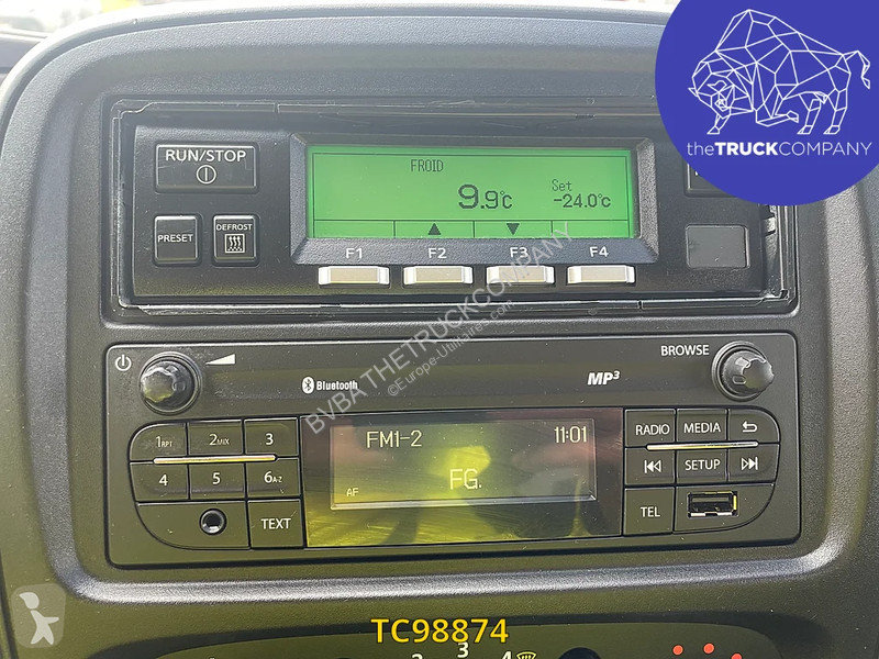 Furgoneta Renault 145.32 frigo