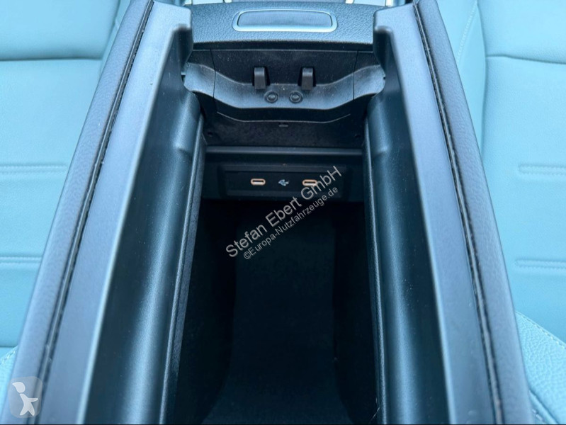 عربة نفعية Mercedes GLB  4M AMG...