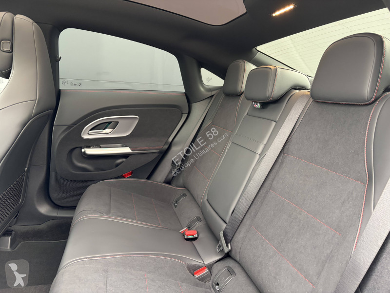 Samochód dostawczy Mercedes CLA 200 8F-eDCT