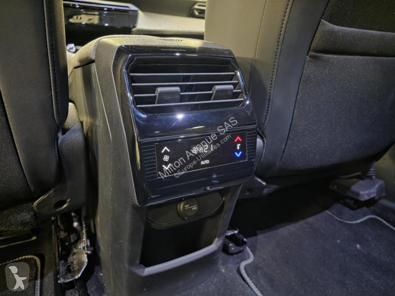 عربة نفعية Peugeot 5008 1.2i Hybrid -136 - BV...