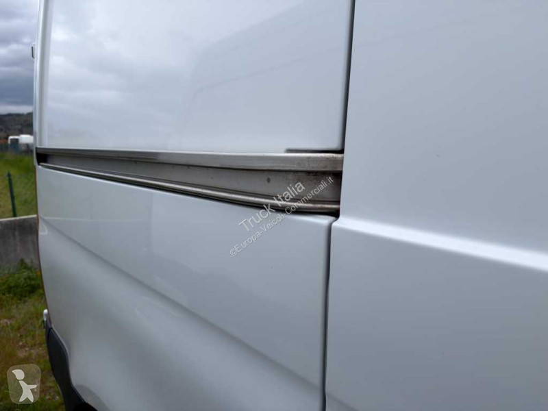 Bedrijfswagen Mercedes III - sprinter 215 2.0...