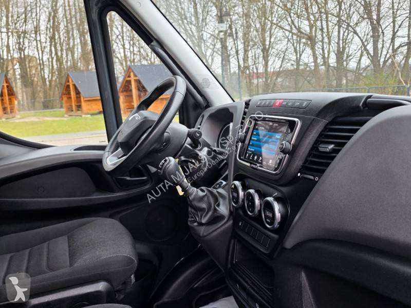 Samochód dostawczy Iveco