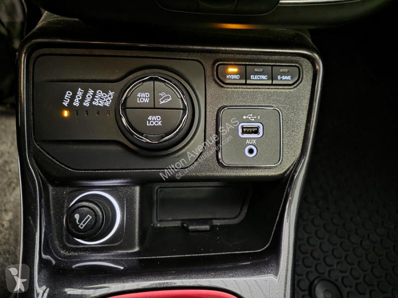 Samochód dostawczy Jeep COMPASS 1.3 GSE T4 -...