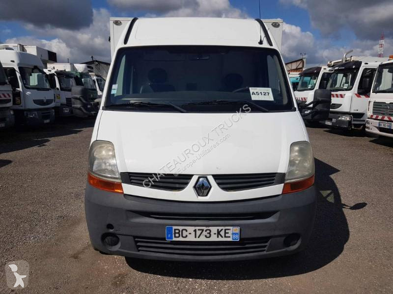 عربة نفعية Renault
