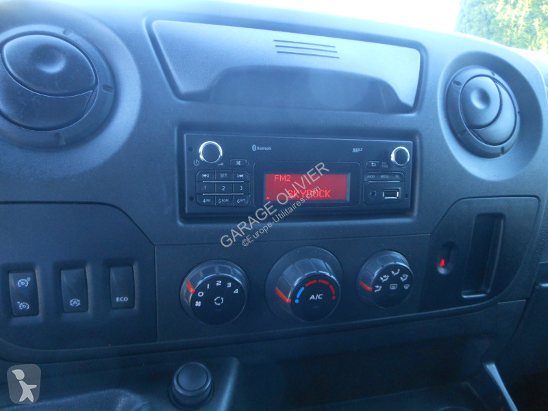 Véhicule utilitaire Renault Châssis Cabine...