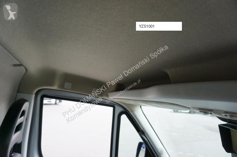 Samochód dostawczy Iveco DAILY / 70C18 / 3,0 -...