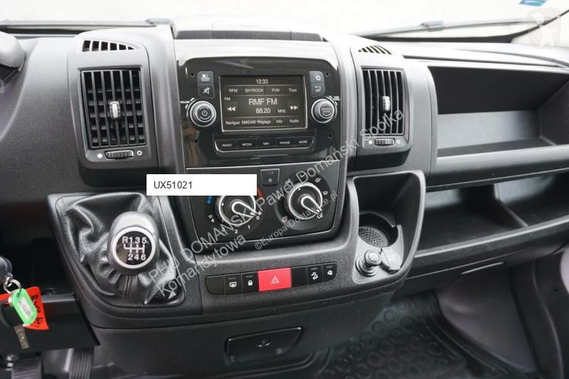 Samochód dostawczy Peugeot BOXER / 2,2 HDi /...
