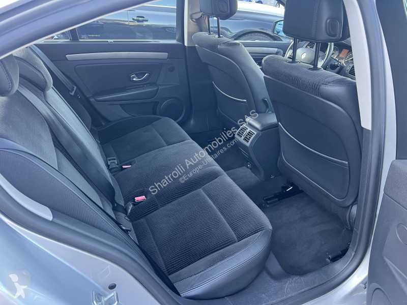 Furgoneta Renault III 2.0 DCI 150ch BV6...