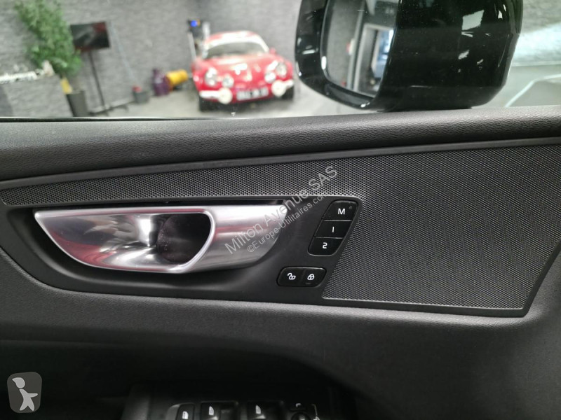 Samochód dostawczy Volvo XC60 B4 Micro-Hybride...