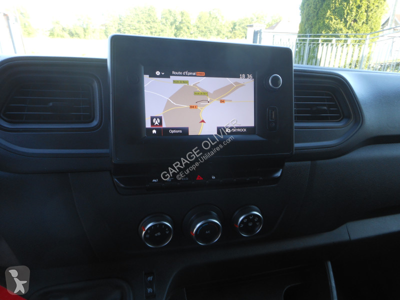 Véhicule utilitaire Renault Châssis Cabine...