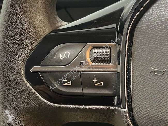 عربة نفعية Peugeot
